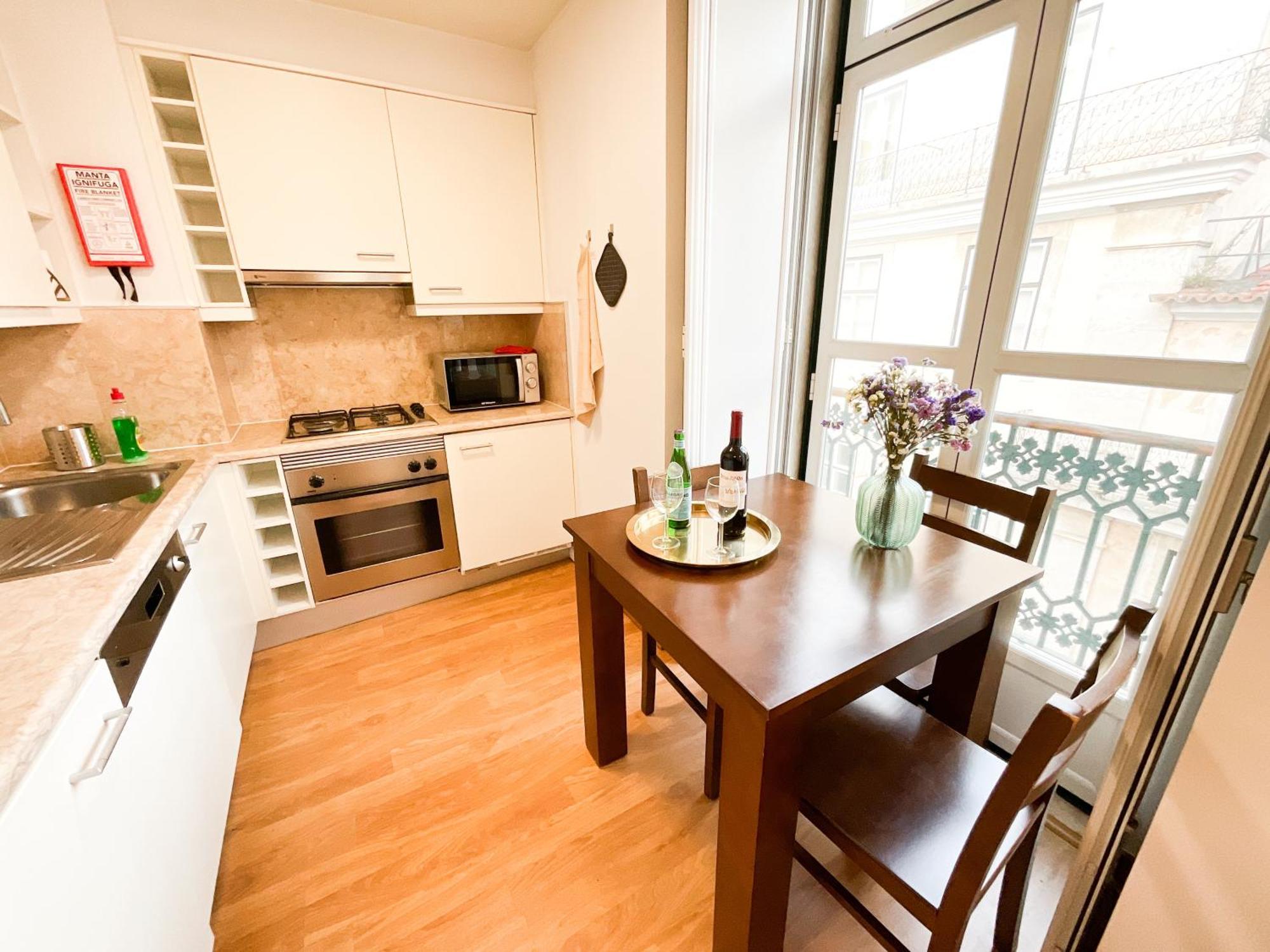 Stunning Luxury In Chiado 1br Lejlighed *